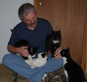 Foster Dad John Bartlett from https://www.facebook.com/TheCritterRoom