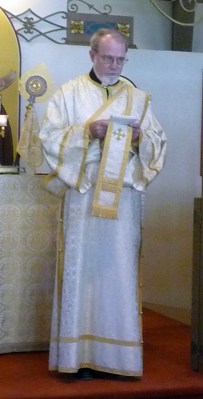 deacon-dennis-mccarthy-leading-prayers